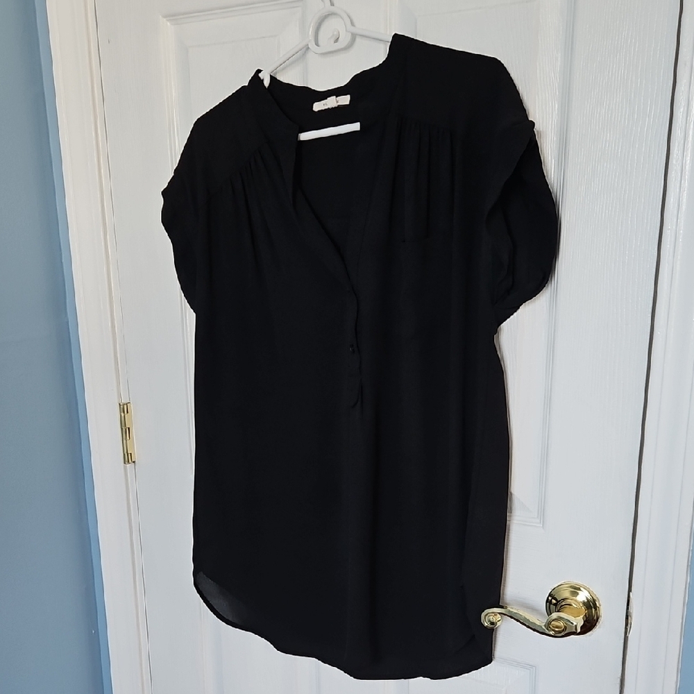 Pleione Elegant Black Blouse
